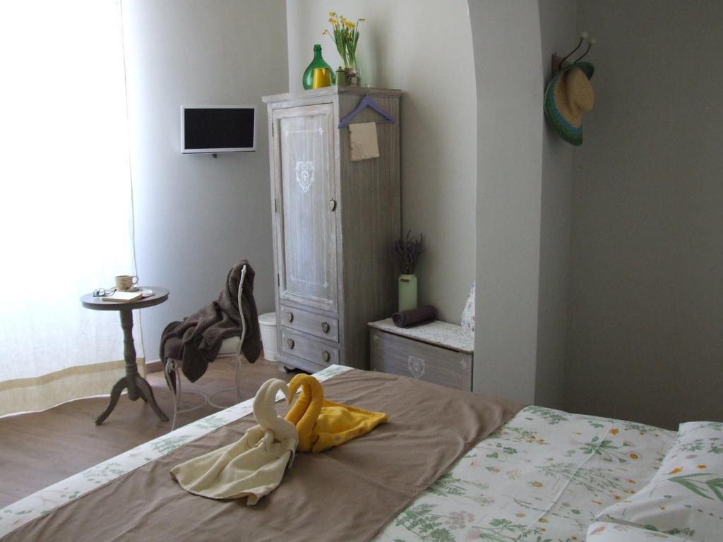 La Casa Di Alessio Bed & Breakfast Lecce Phòng bức ảnh