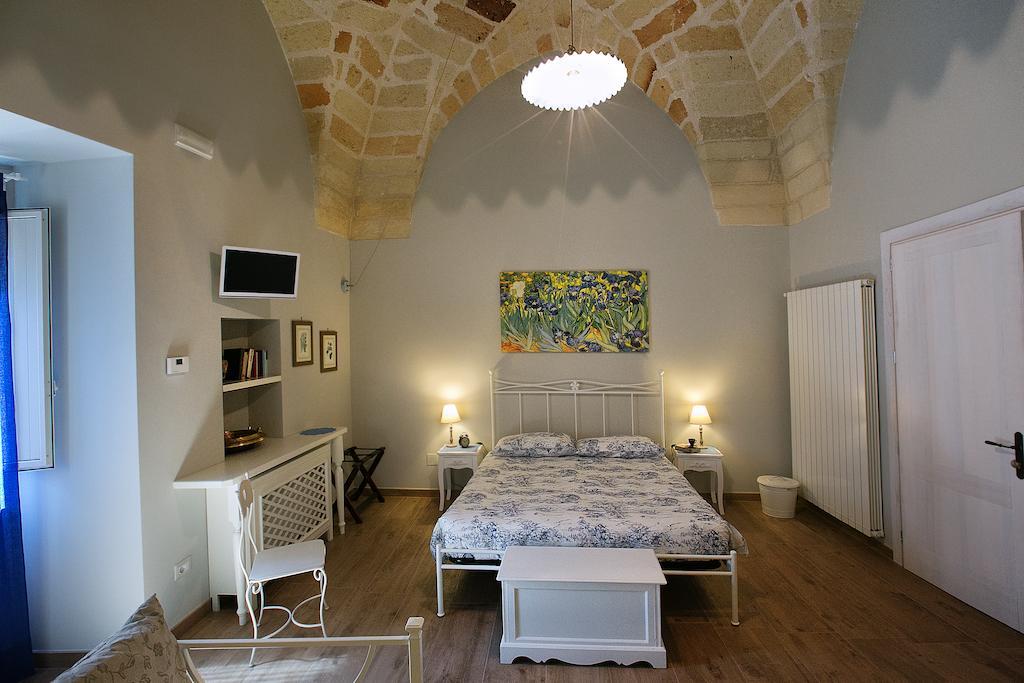 La Casa Di Alessio Bed & Breakfast Lecce Phòng bức ảnh